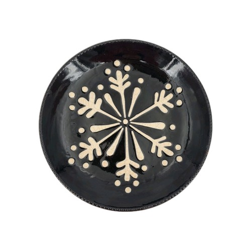 Redware black white - &,